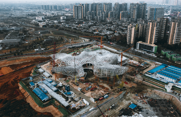 天府藝術公園o文博坊片區場館建設項目網架全部吊裝完成１_meitu_3.jpg